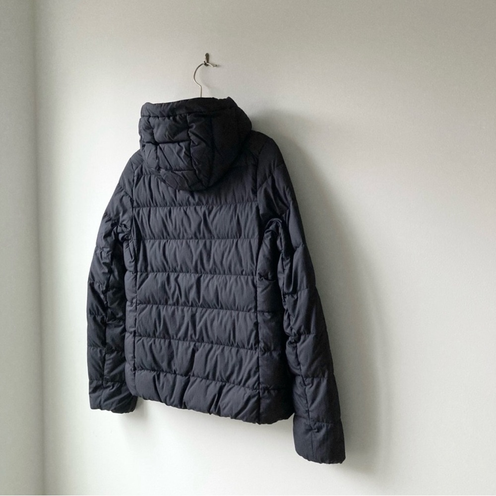 Uniqlo Black Puffer Jacket - Picture 9 of 14